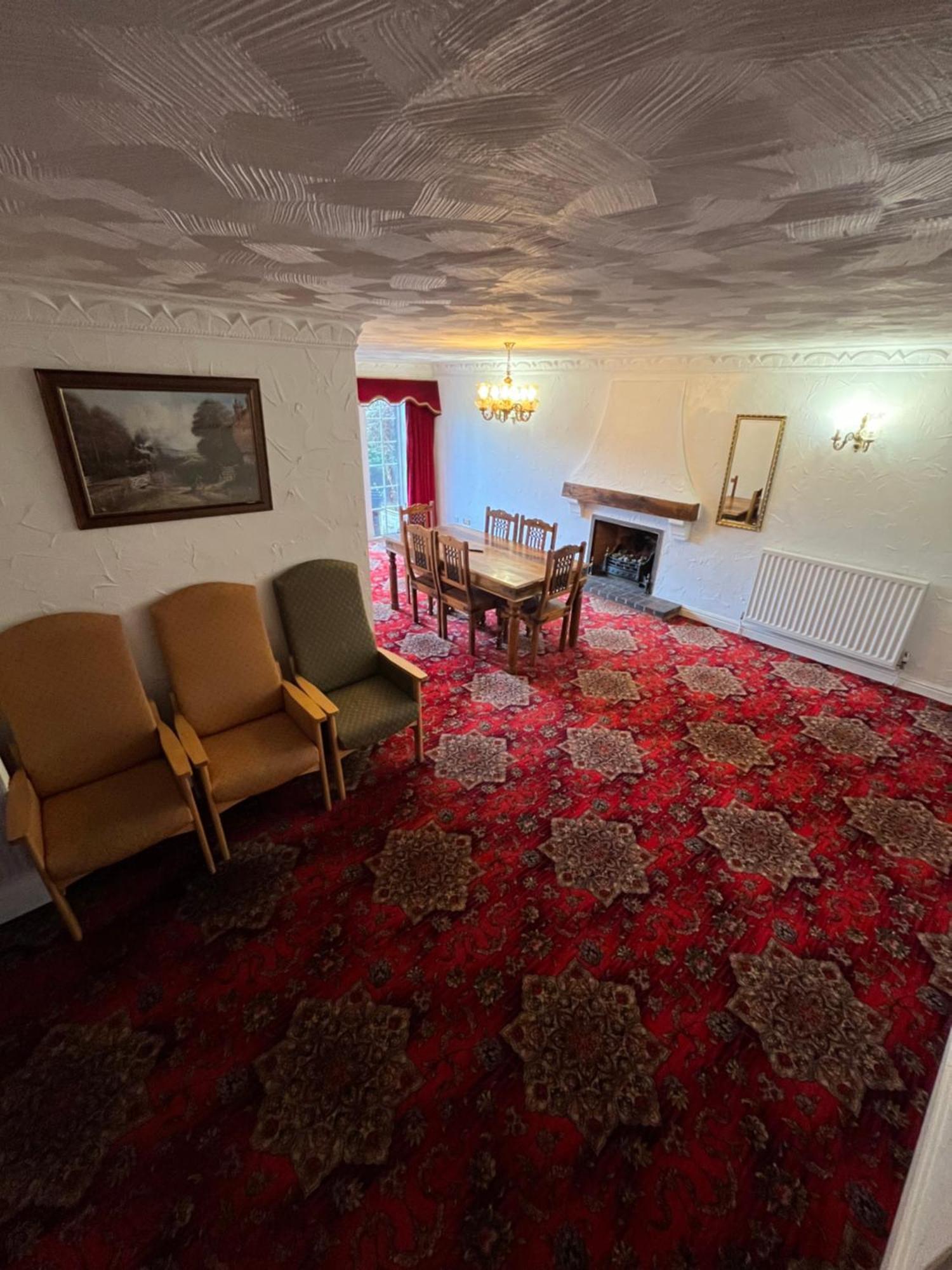 Unwind In Comfort At Cosy Caradus Your 4 Bedroom Home Sweet Home! Birmingham Esterno foto